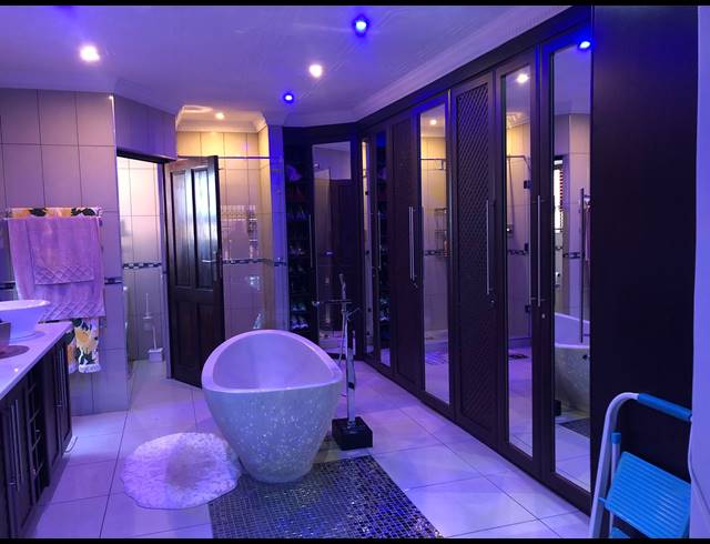 4 BEDROOM TOWNHOUSE FOR SALE IN RISIVILLE